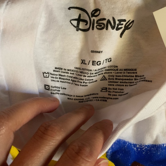 DISNEY Men’s Mickey Mouse and Friends Graphic T-Shirt XL - Picture 4 of 4